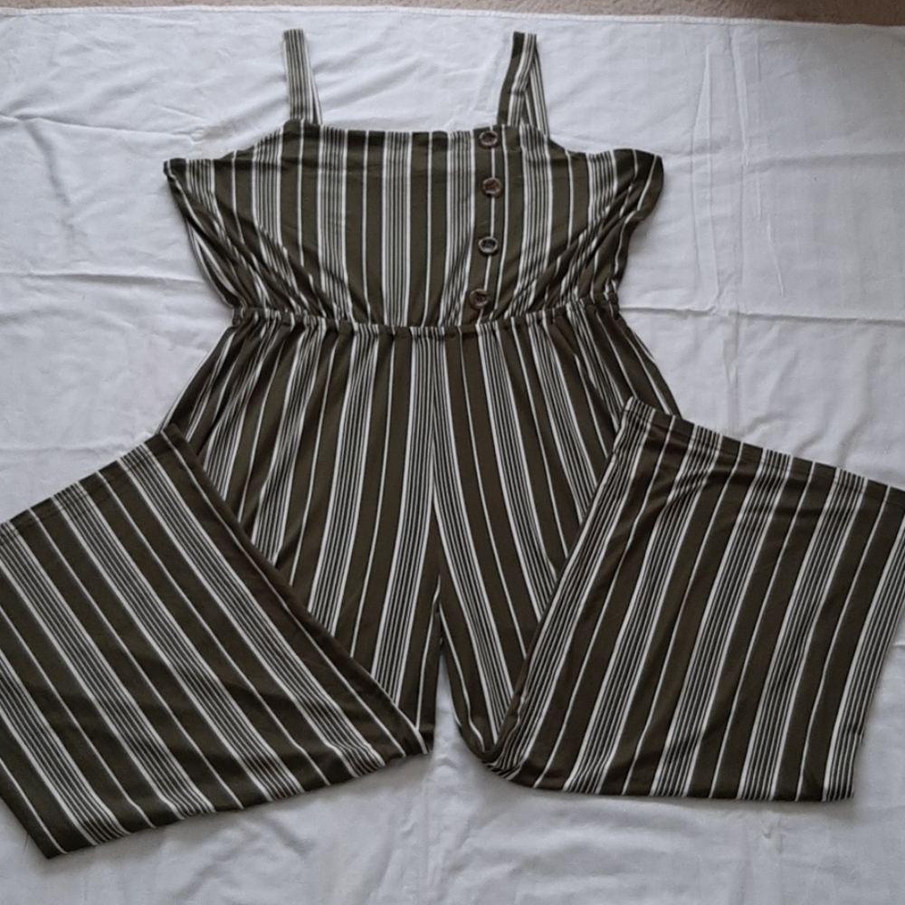 HOST PICK!!!Women plus size Jumpsuits New with tag